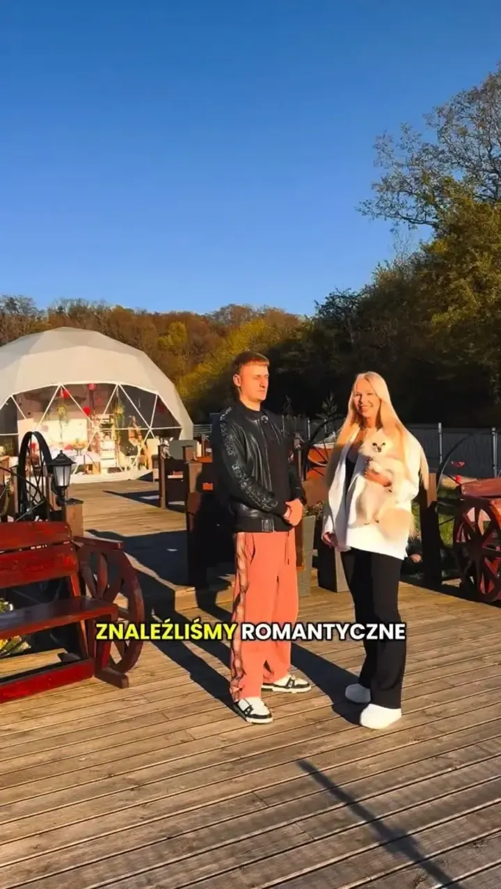 Kadr rolki Zacisze Haven na tarasie